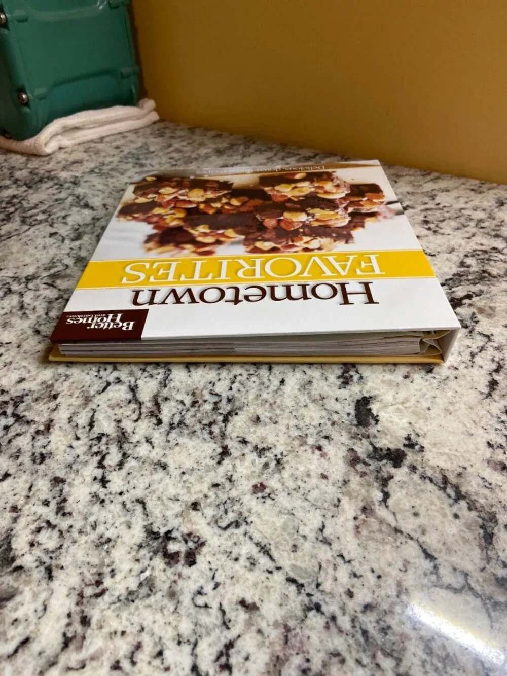 Better Homes & Gardens Hometown Favorites Cookbook 2013 Recipes